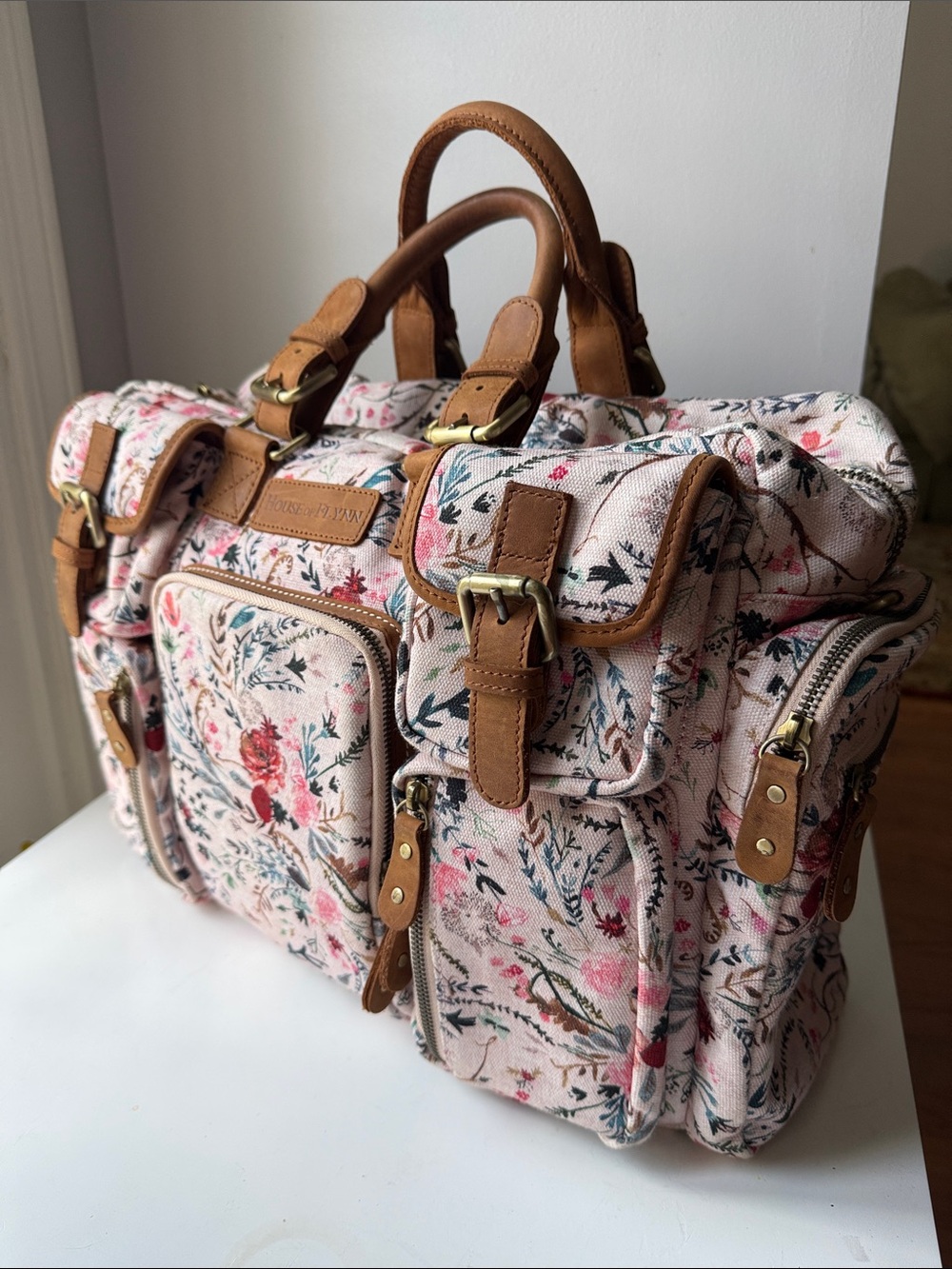 House of Flynn Evermore Pink Floral Baby Bag/Pro Camera bag with Tan Trim - Picture 9 of 9